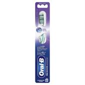 ORAL B SPAZZOLINO 3D WHITE ADV MEDIUM